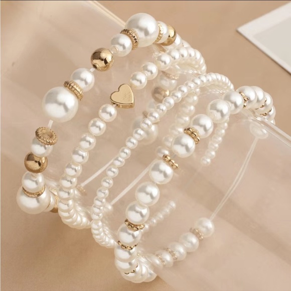 BOGO FREE Faux Pearl Fashion Bracelet Set of 4 - Picture 4 of 4